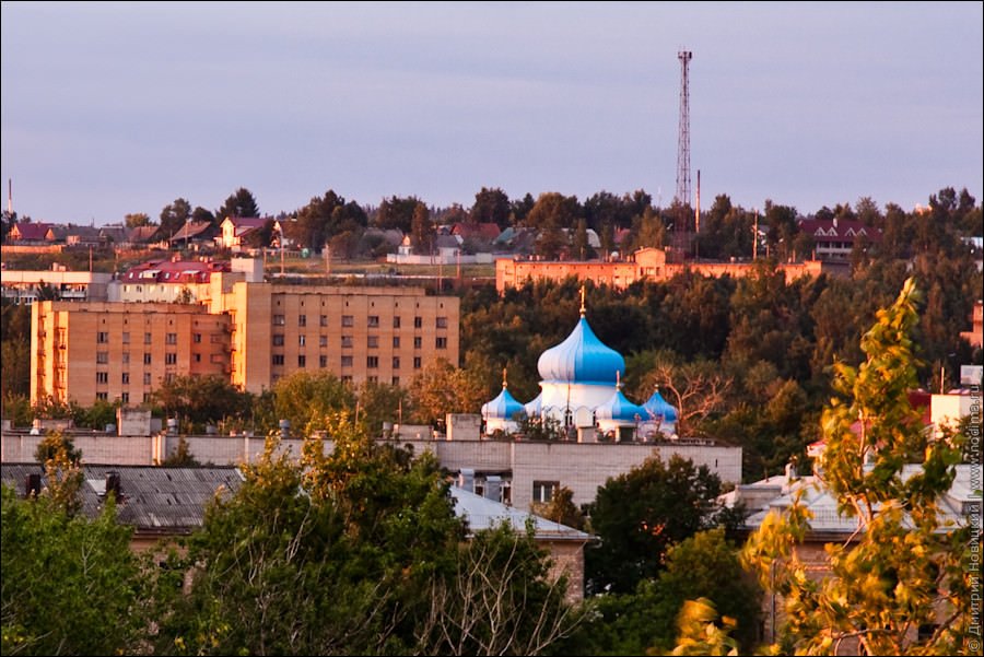 Крестовоздвиженский собор и пожарная вышка