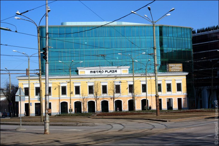 Еще одна пристройка